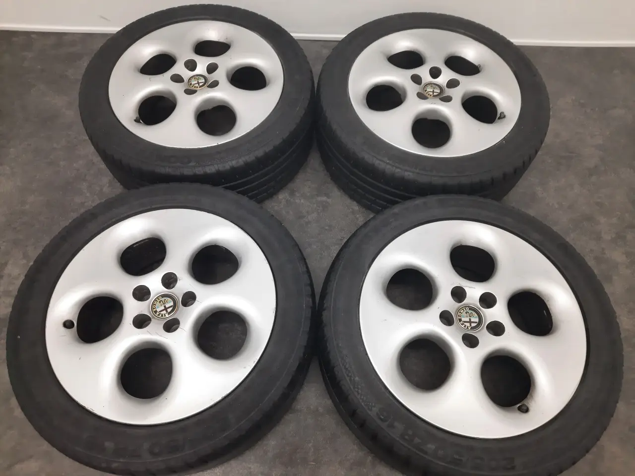 Billede 5 - 5x98 16" ET30,5 Alfa Speedline sommersæt