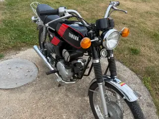 Yamaha 4 gear årgang 87