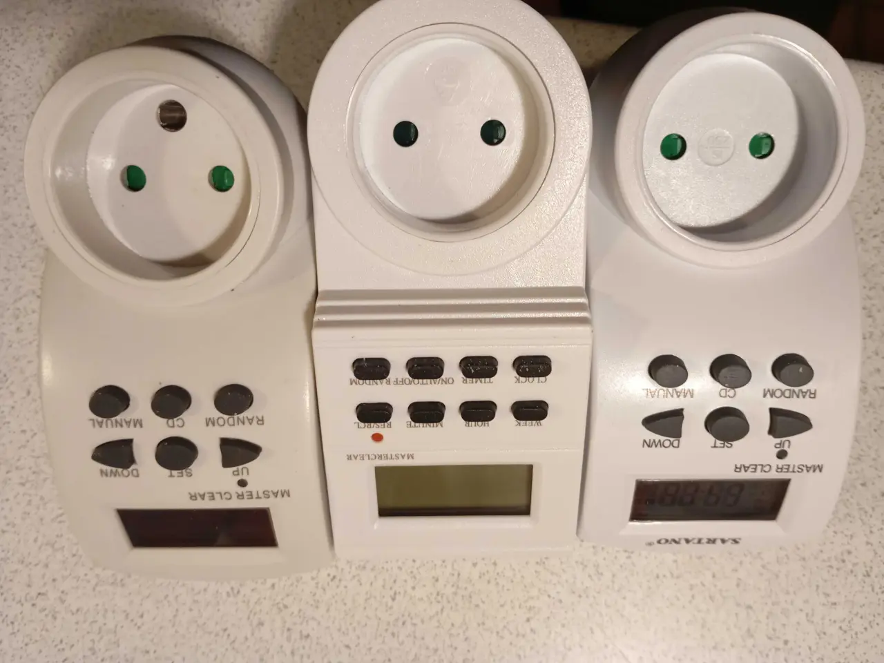 Billede 7 - Timer. Tænd og sluk ur.