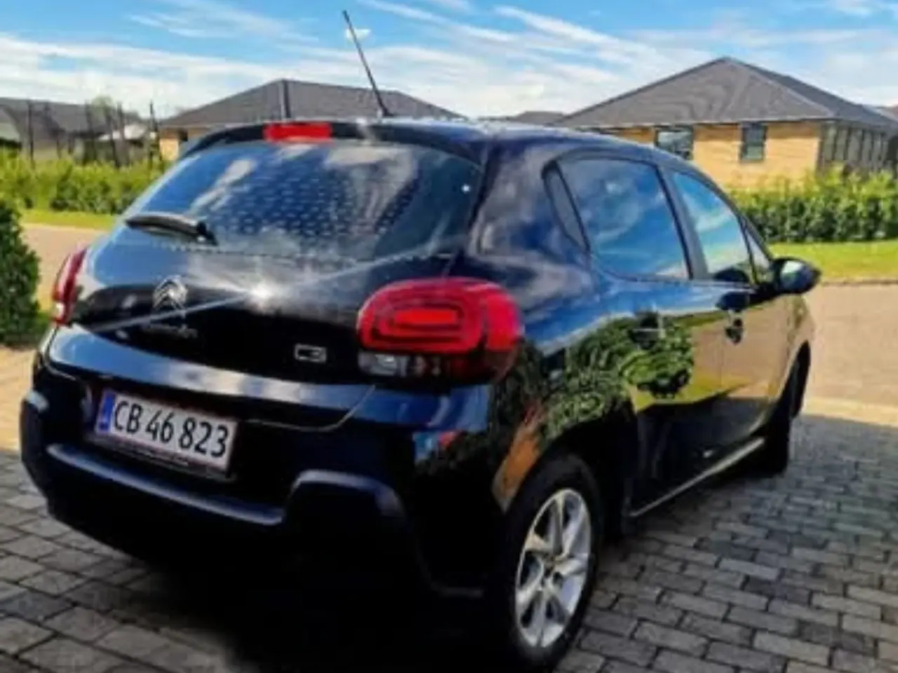 Billede 2 - Velholdt Citroën C3 1.2 puretech 82.  83 HK Benzin