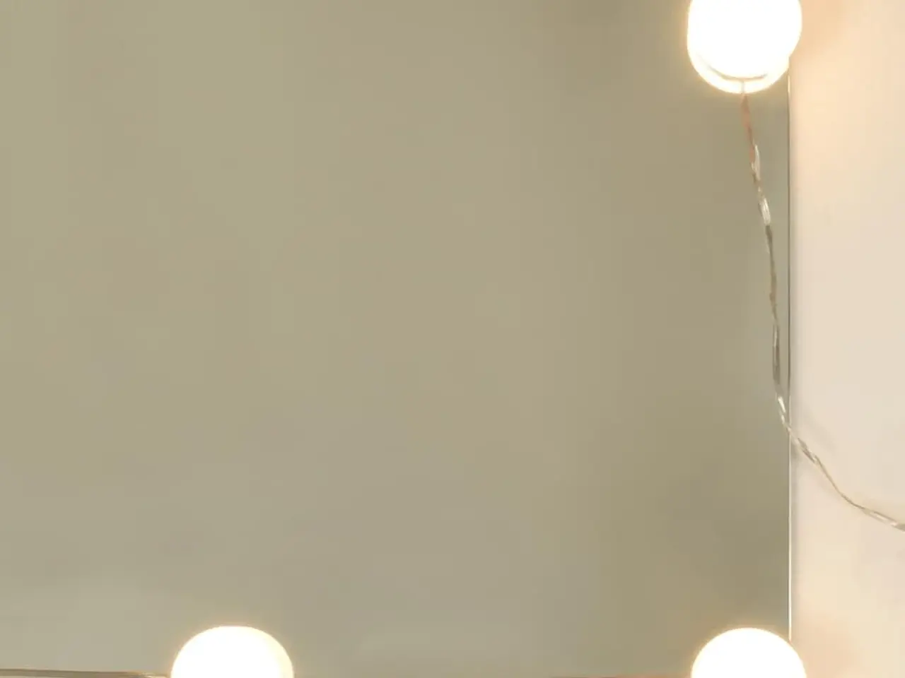 Billede 9 - Makeupbord med LED-lys 74,5 × 40 × 141 cm - hvid