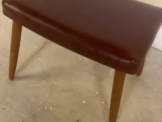 Teak skammel med kunstlæder