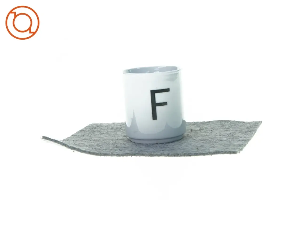 Billede 1 - ny Kop / krus med F bogstav (str. 9 cm)