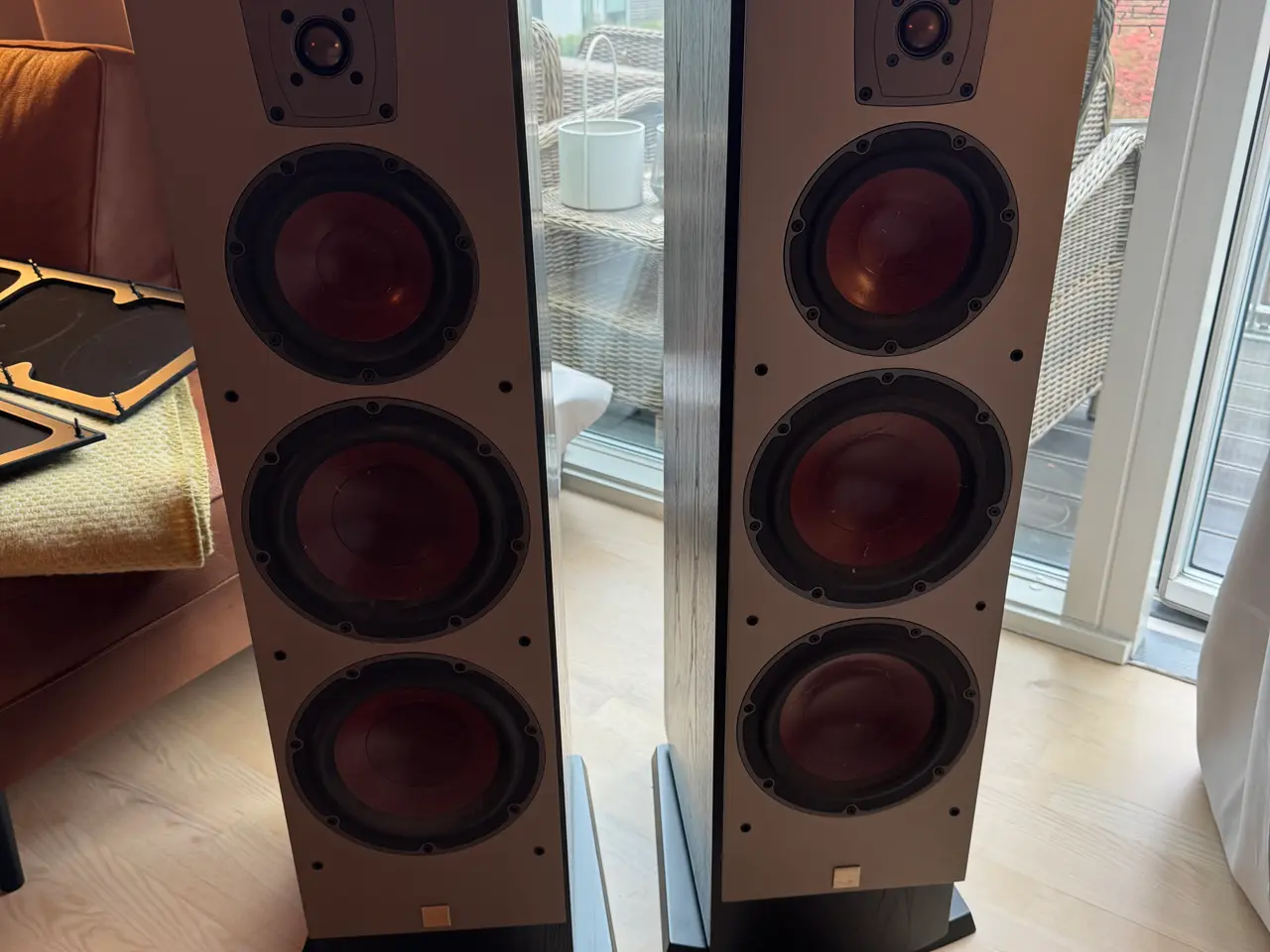 Billede 1 - DALI Mentor 8 - stereopar med originalkasser