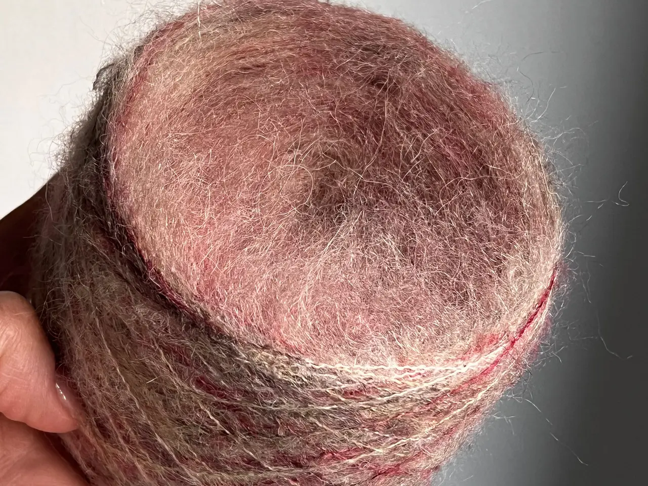 Billede 4 - Eksklusivt Italiensk Garn, Mohair Kids/Silke 200g