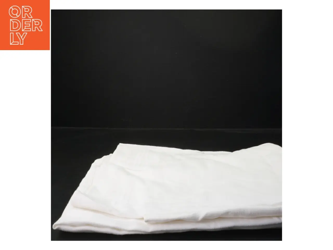 Billede 1 - Hvidt stof (str. 120x150 cm)