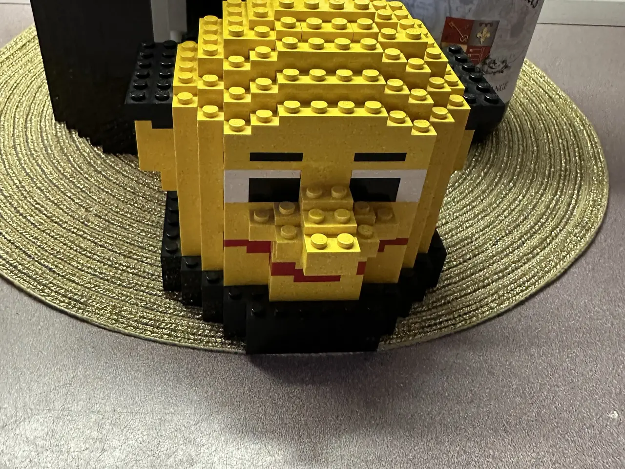 Billede 5 - Unik LEGO vinflaskeskjuler som ”MUNK”