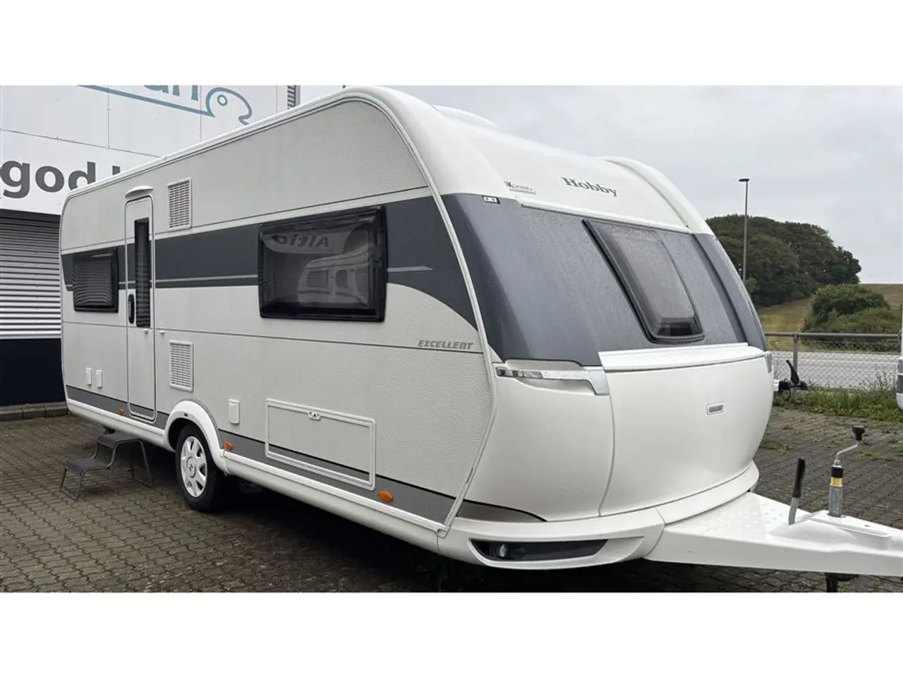 Billede 3 - 2022 - Hobby Excellent 560 CFe   Pæn og velholdt campingvogn