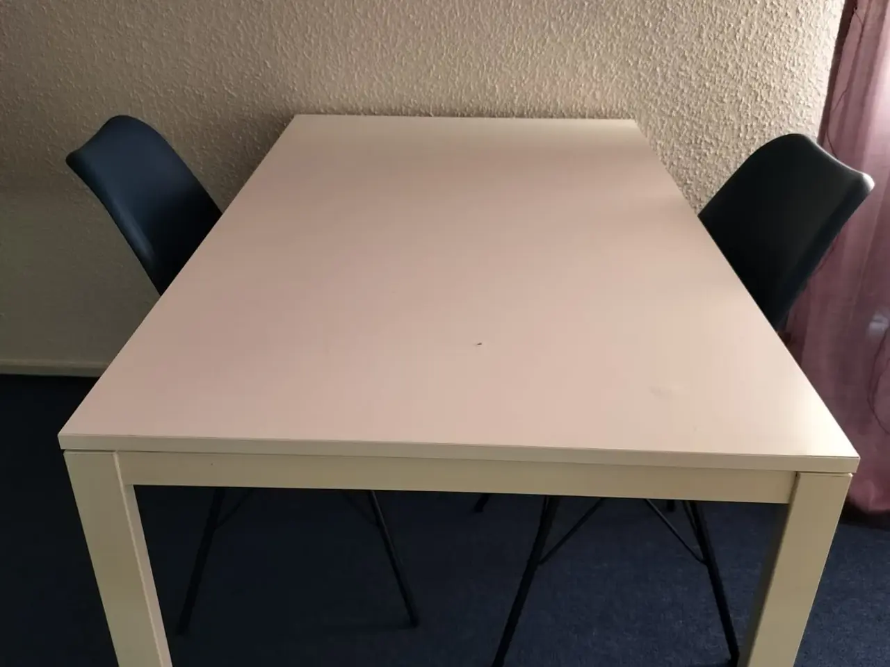 Billede 1 - Ikea bord  