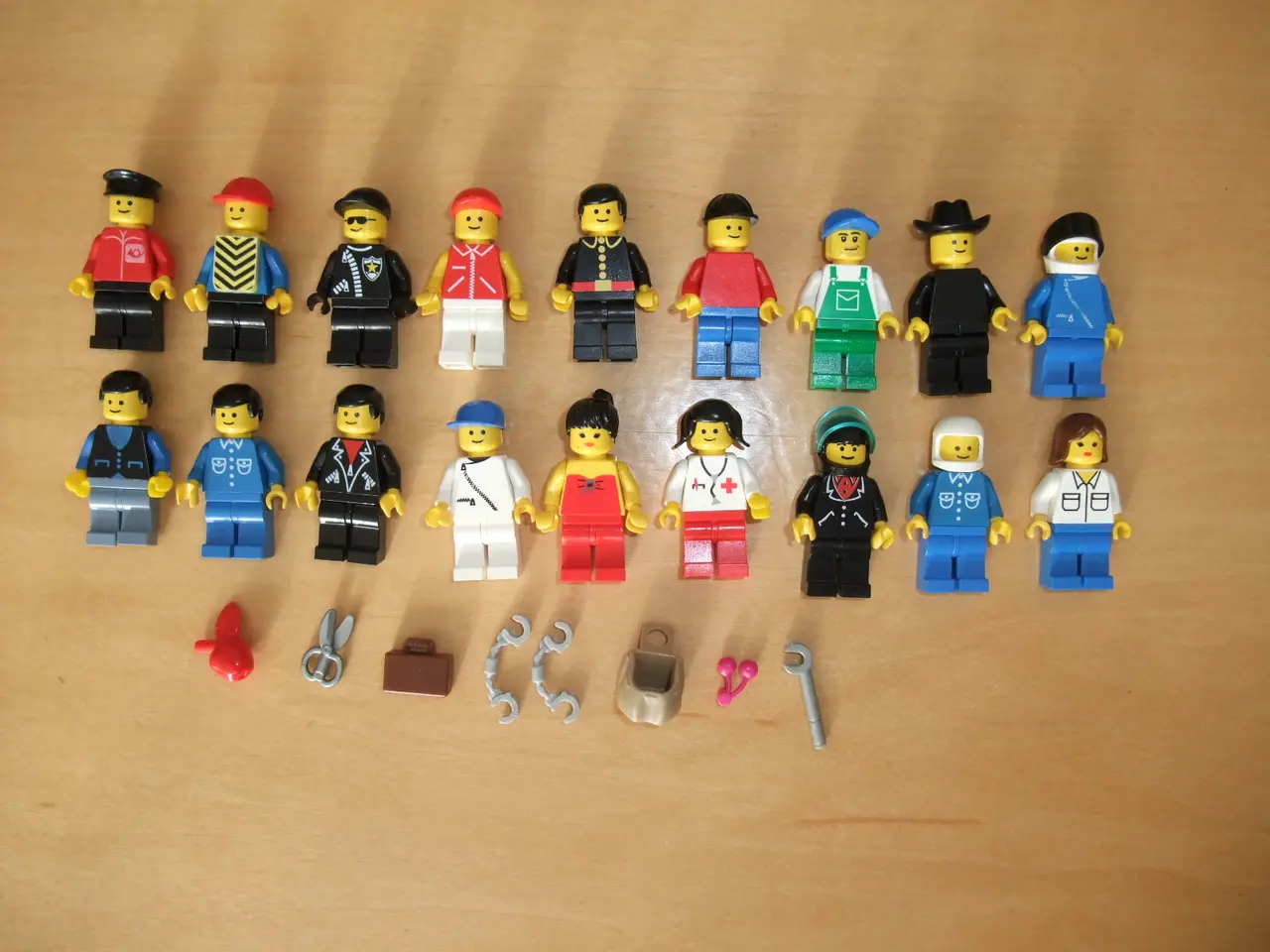 Billede 1 - Lego Town Figurer+Tilbehør