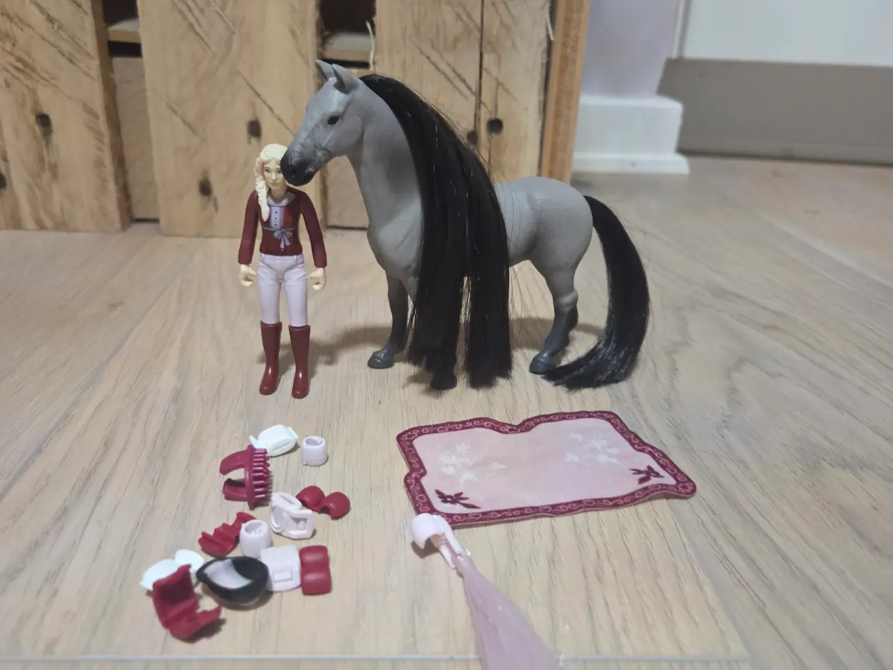 Billede 10 - Schleich heste tilbehør mm.