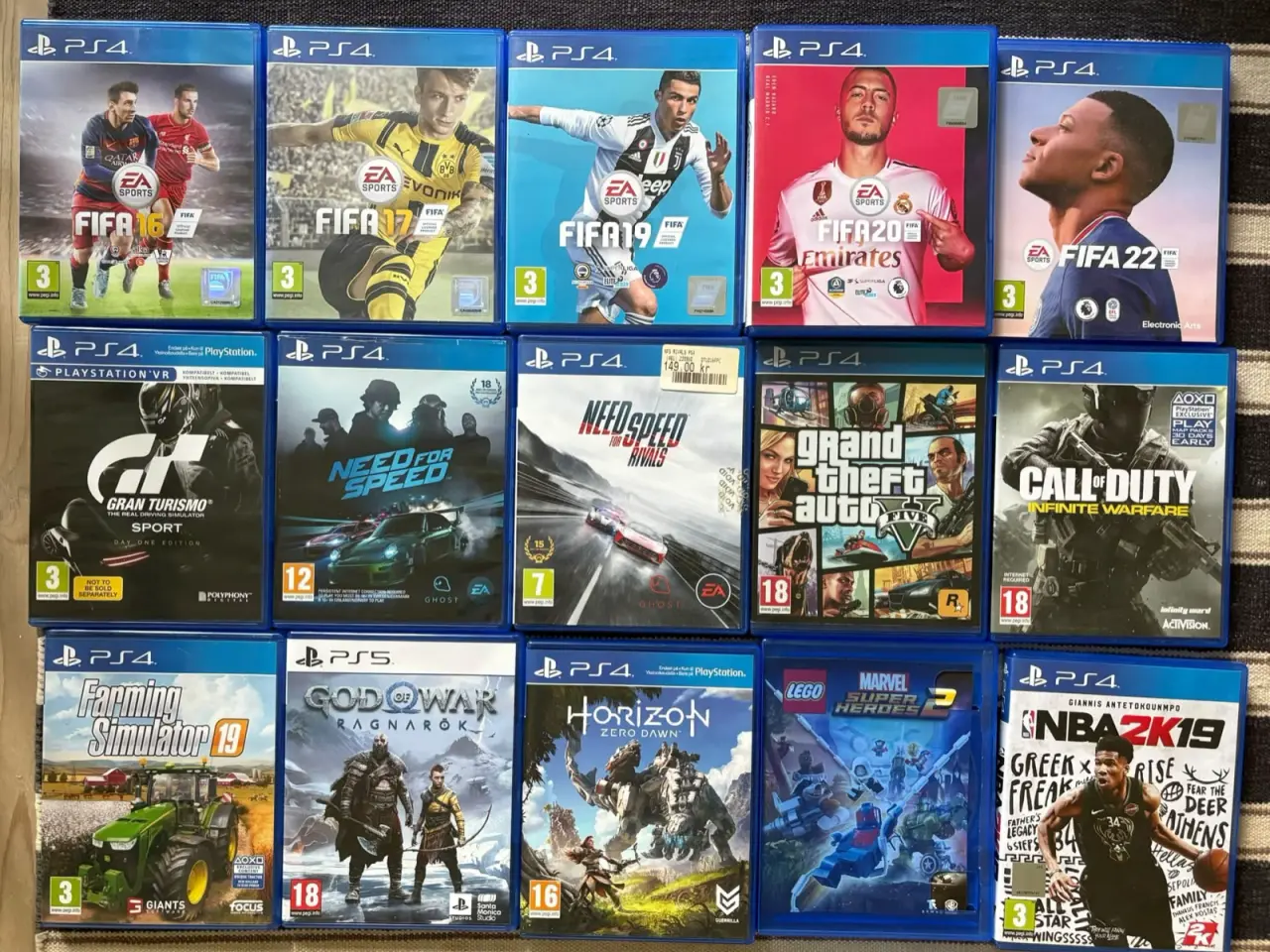 Billede 1 - 15 stk. PS4 spil