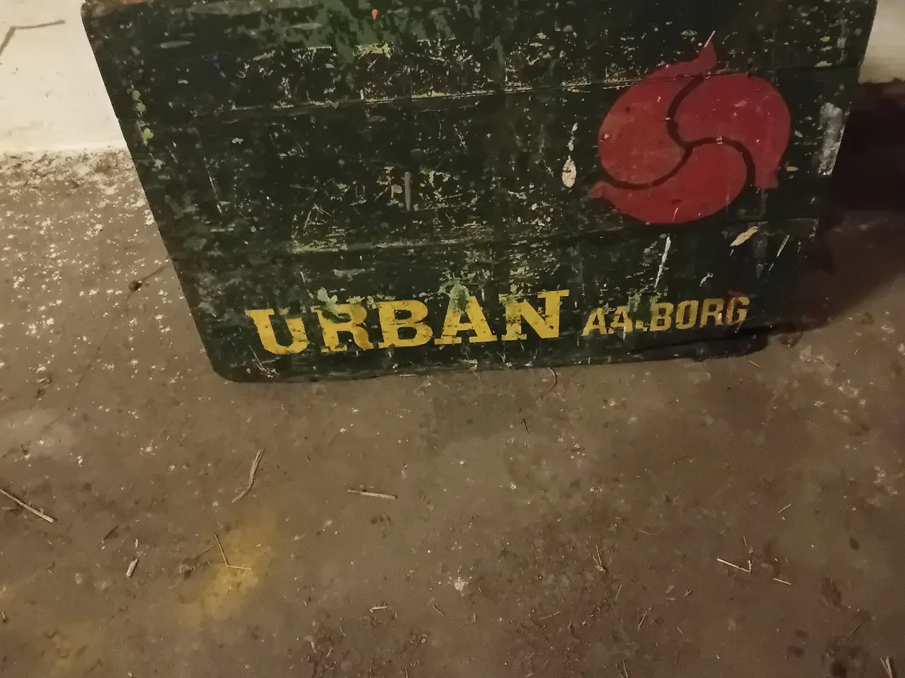 Billede 1 - URBAN træølkasse til 50 flasker