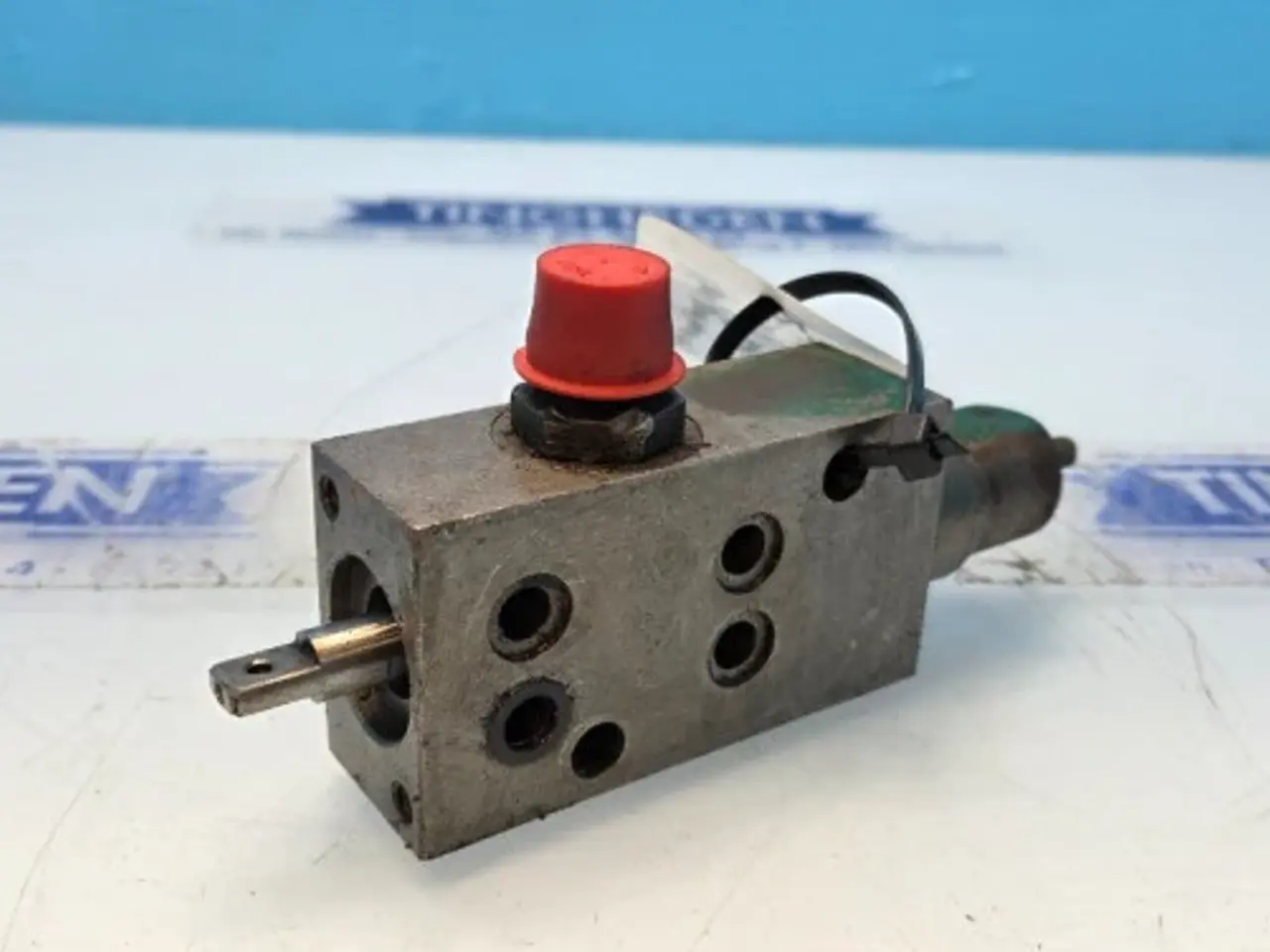 Billede 4 - John Deere 1630 Hydraulikventil AL34595