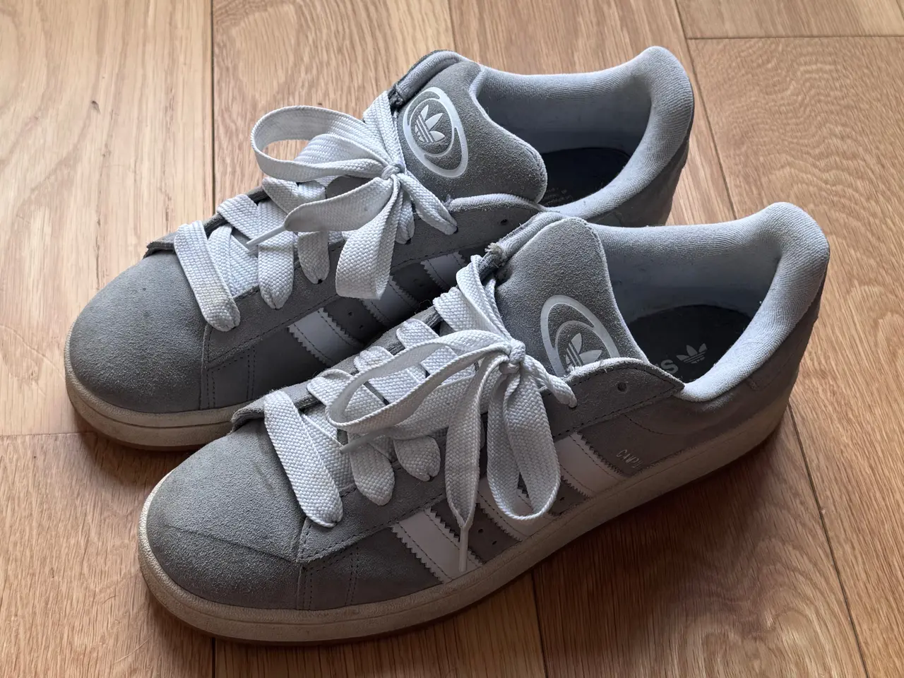 Billede 3 - Adidas Campus Sko Size 10 / 46 2/3 Light grey. Exc