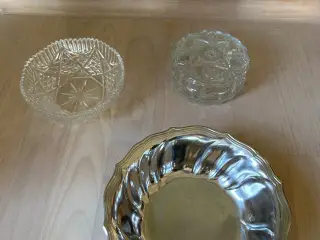 Bonniere glas med låg. Krystal mm
