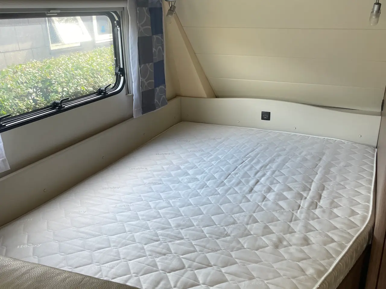 Billede 11 - Nysynet Hobby 400 SFE, Deluxe Campingvogn &fortelt