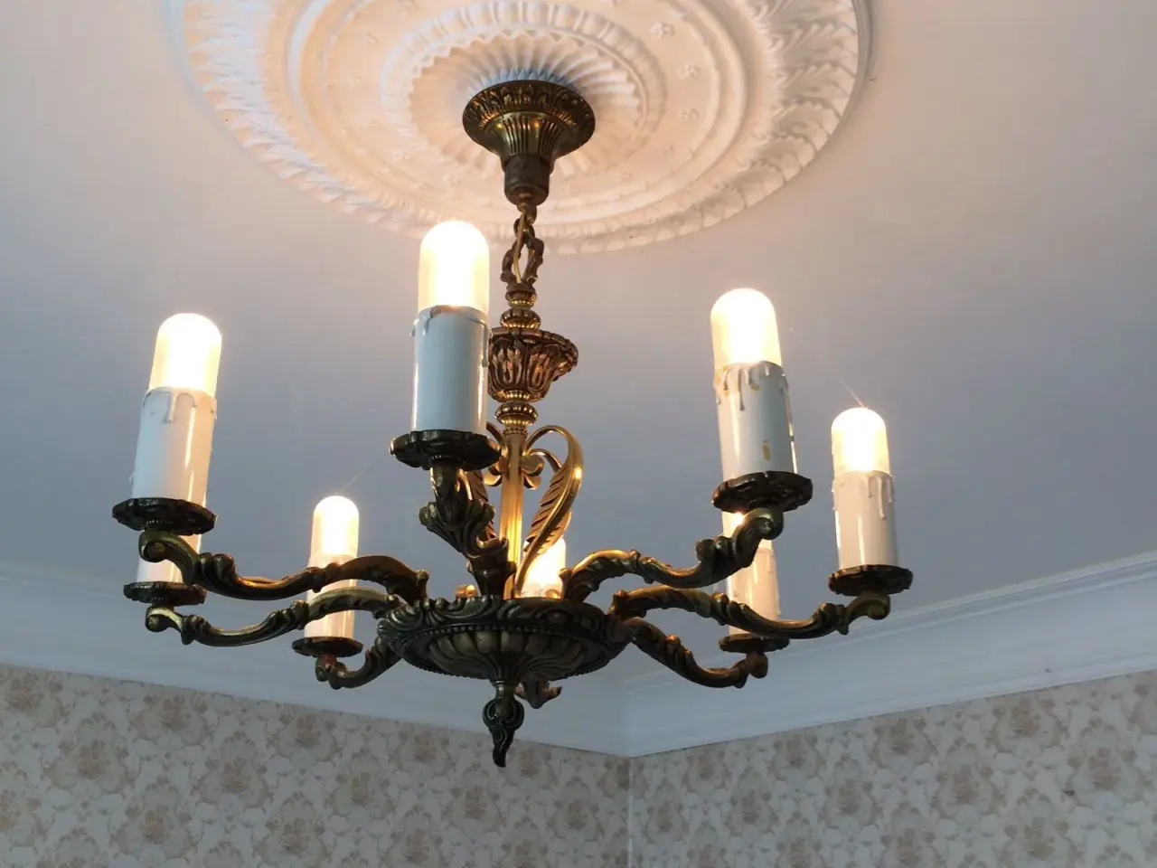 Billede 3 - 8 armet antik loftslampe