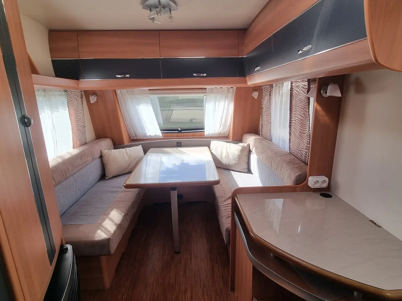 Billede 10 - Hobby de Luxe 380 TB, 2013 med garanti
