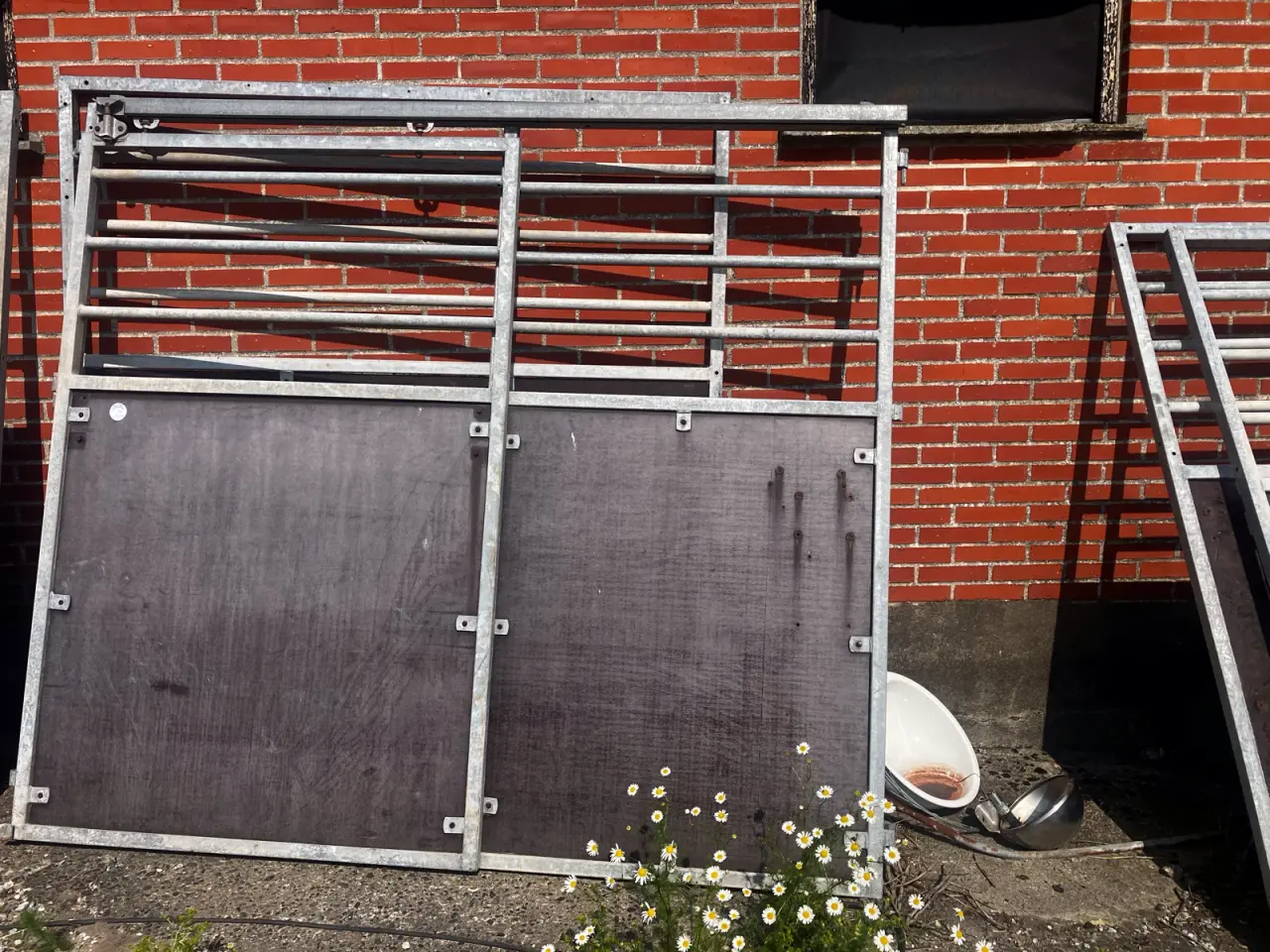Billede 5 - Restparti af hestebokse 