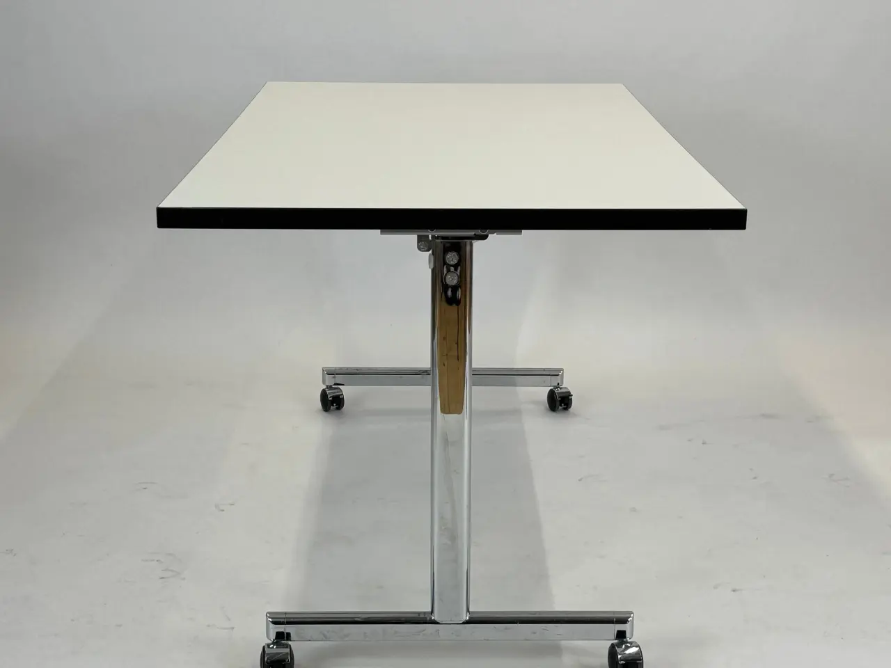 Billede 4 - Brunner Torino Bord – Hvid 140x80x74 cm