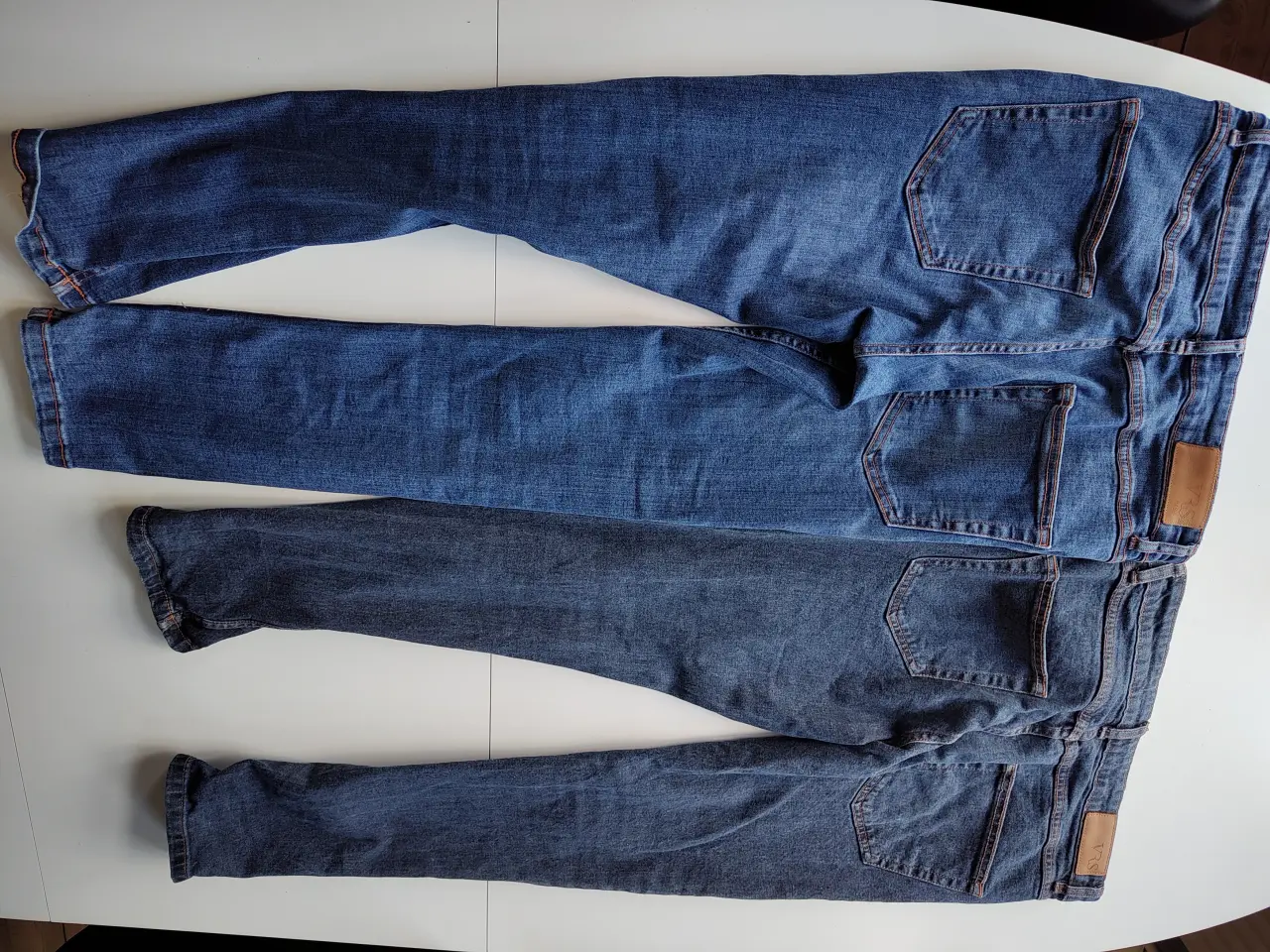 Billede 2 - Cowboybukser mærket VRC str. 30/32