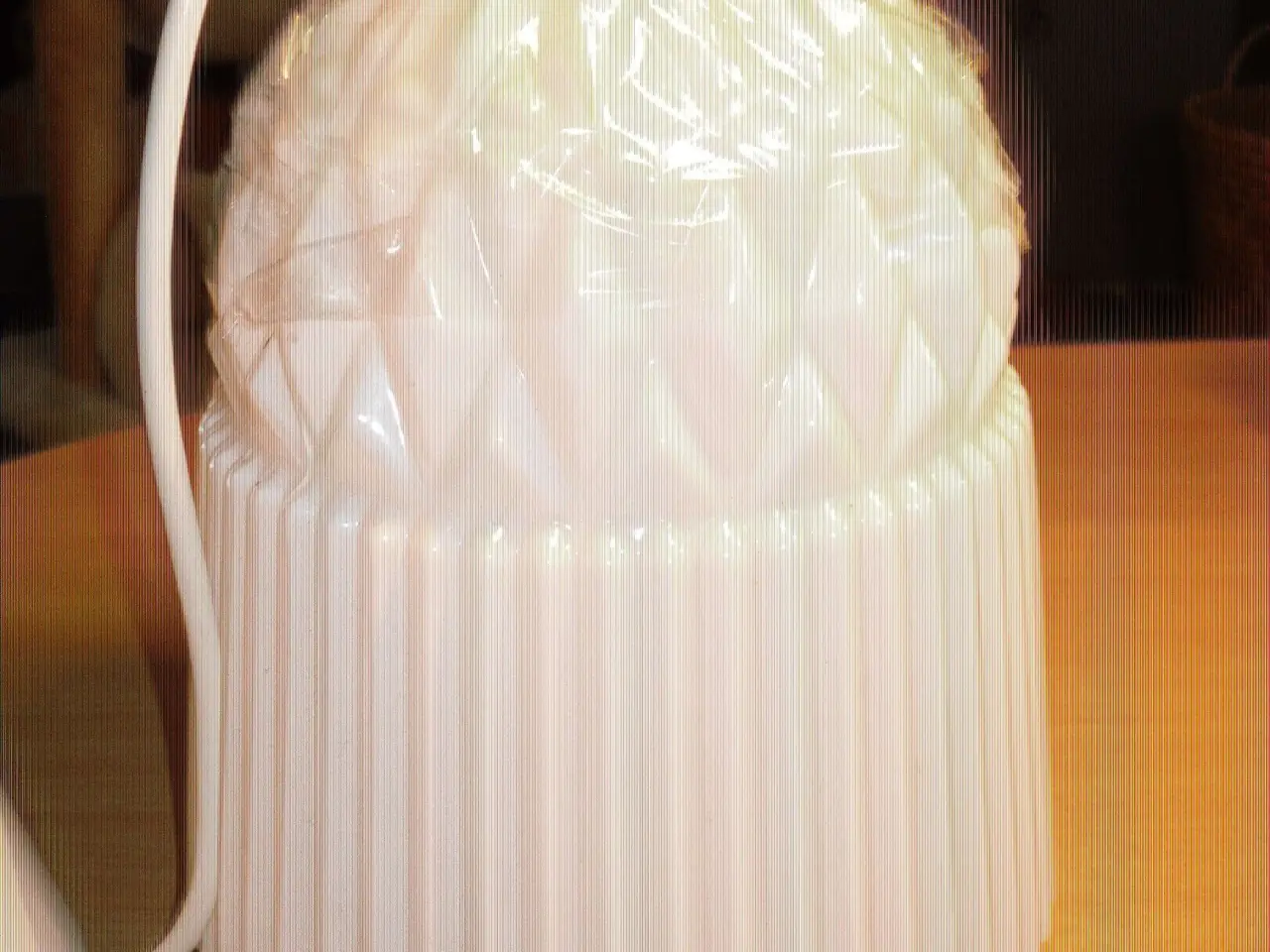 Billede 2 - BYD. Smuk hvid glas LOFTSLAMPE.