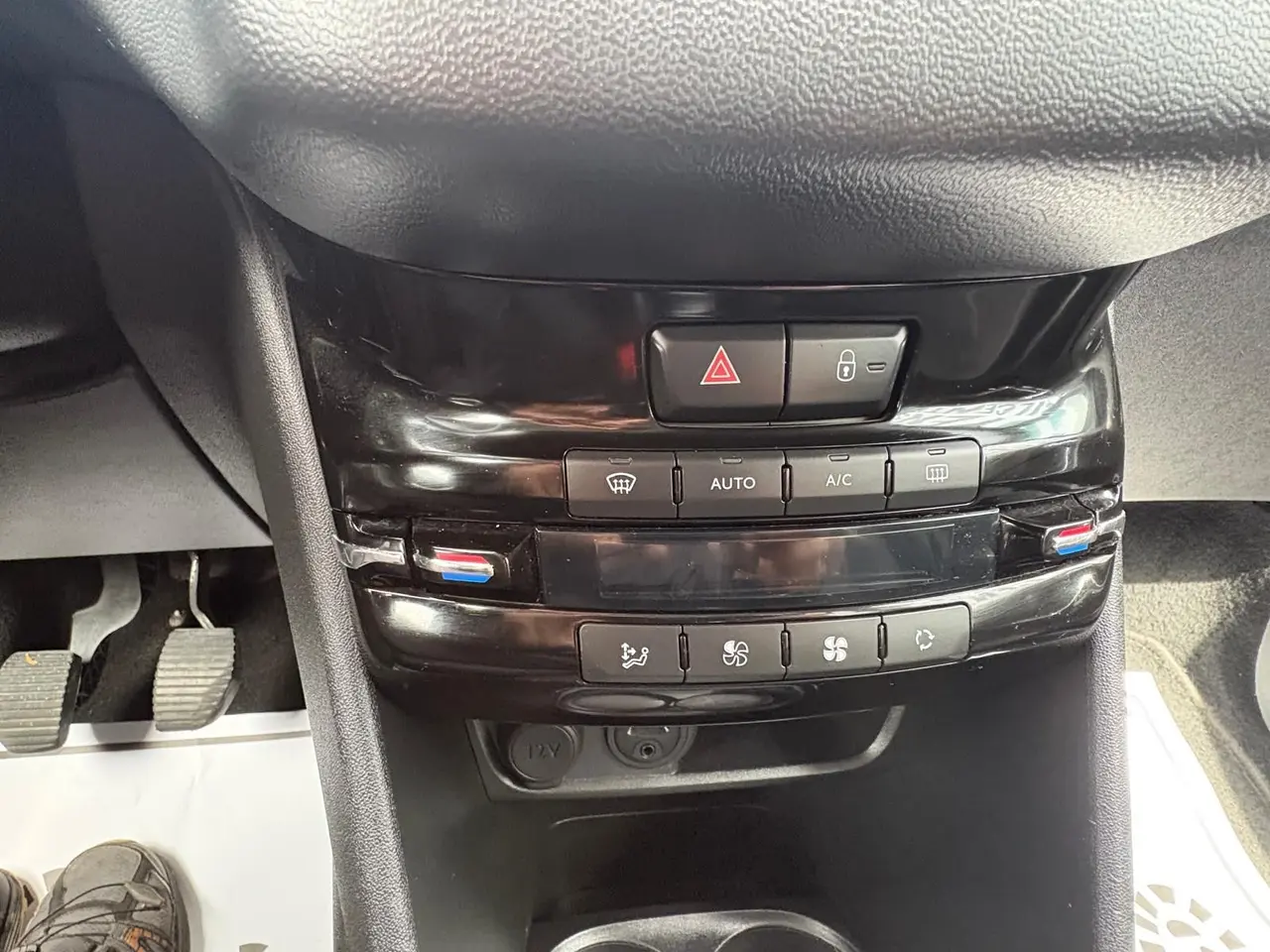 Billede 8 - Peugeot 208 1,6 BlueHDi 100 Allure