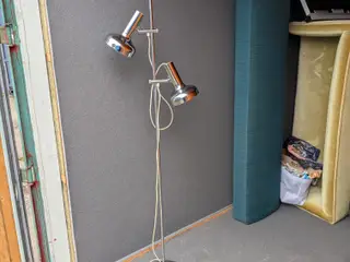 Gulvlampe i krom ca 1960-70.