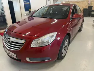 Opel Insignia 1,8 Edition