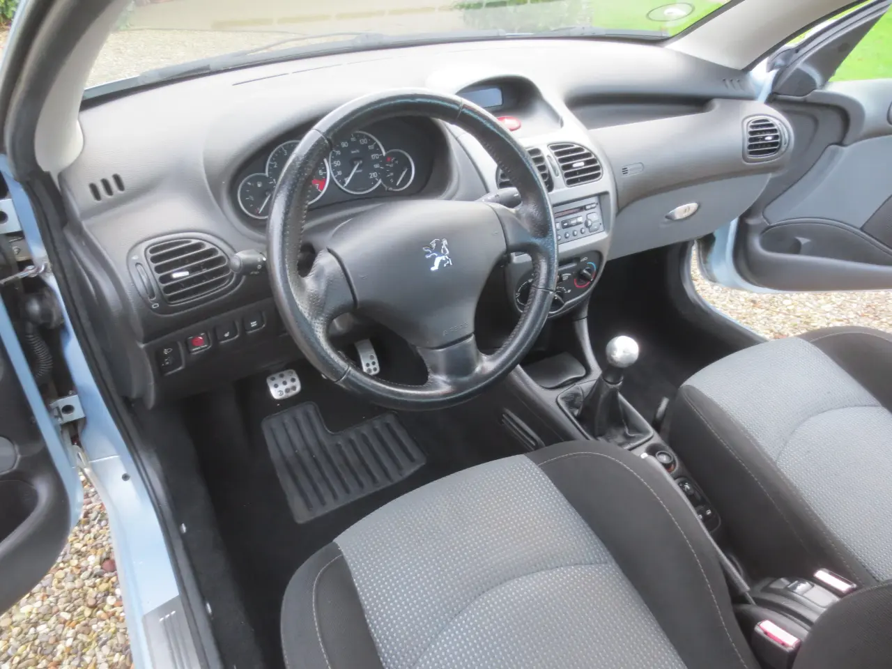 Billede 11 - Meget fin Peugeot 206 1.6 i  Cab  