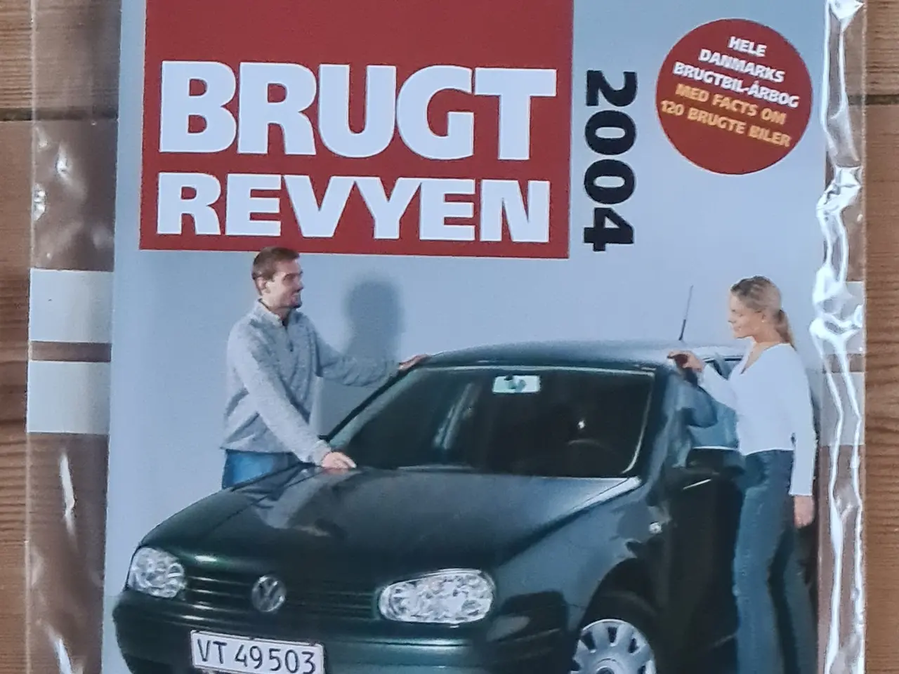 Billede 1 - Brugt Revyen 2004 magasin Til salg