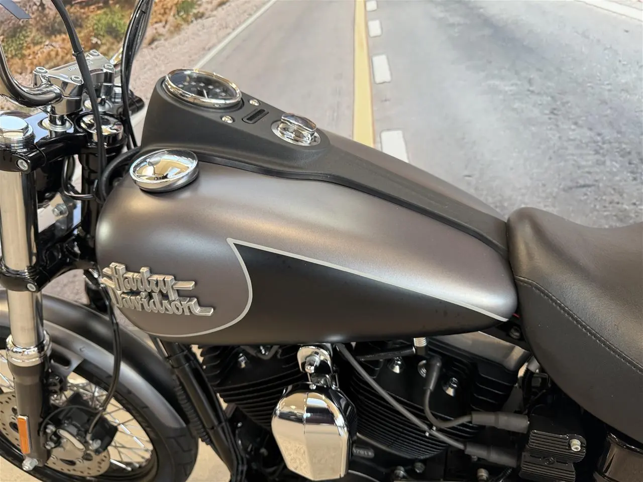 Billede 28 - Harley-Davidson FXDB Dyna Street Bob 103
