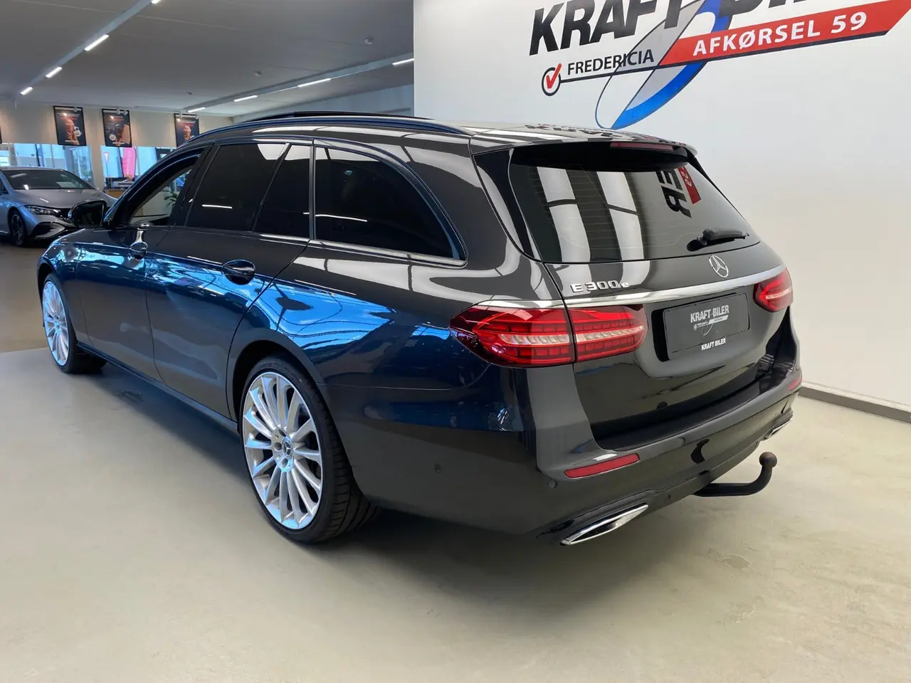 Billede 2 - Mercedes E300 e 2,0 Avantgarde stc. aut.