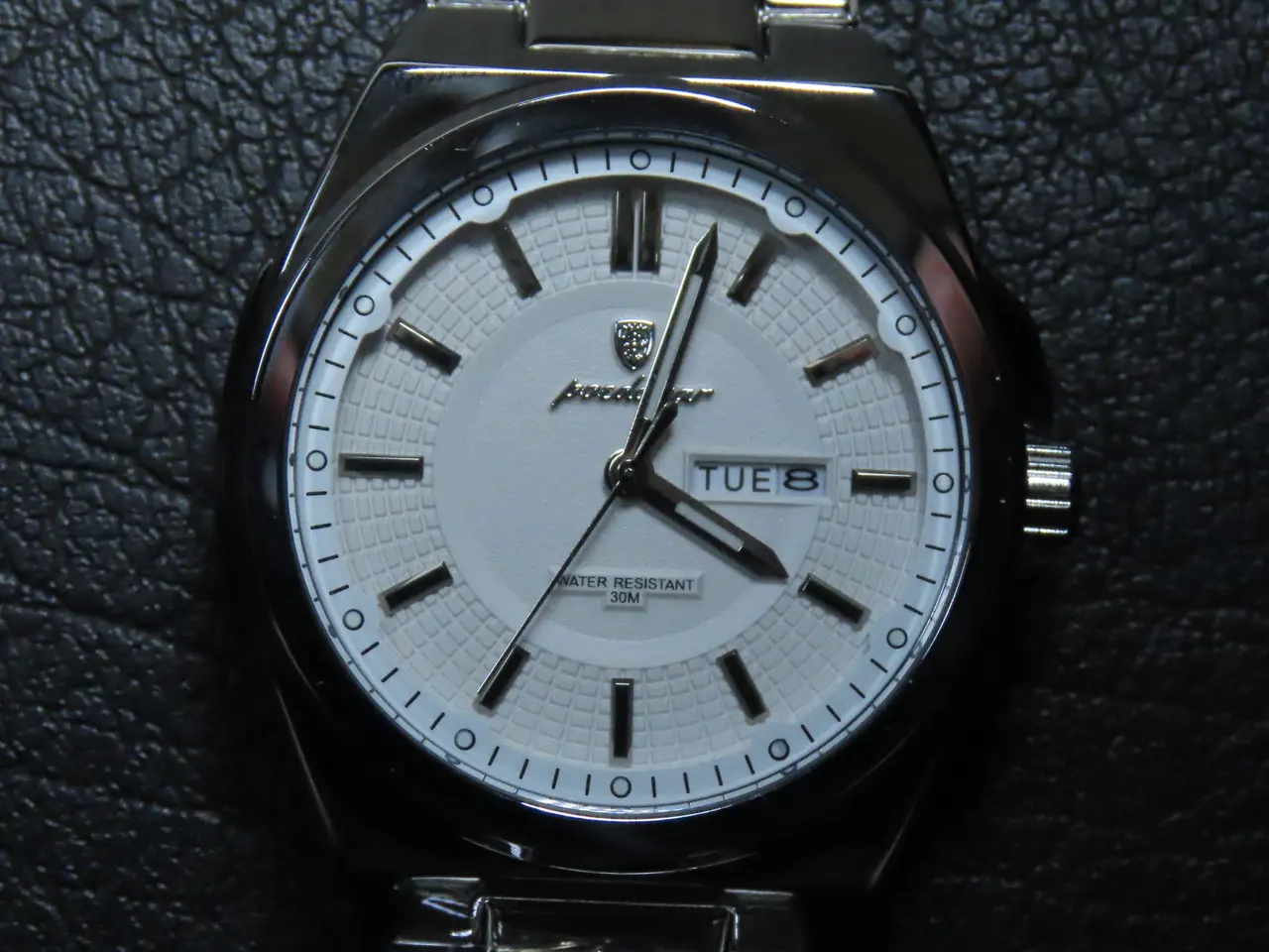 Billede 6 - Hvid Poedagar Quartz Ur