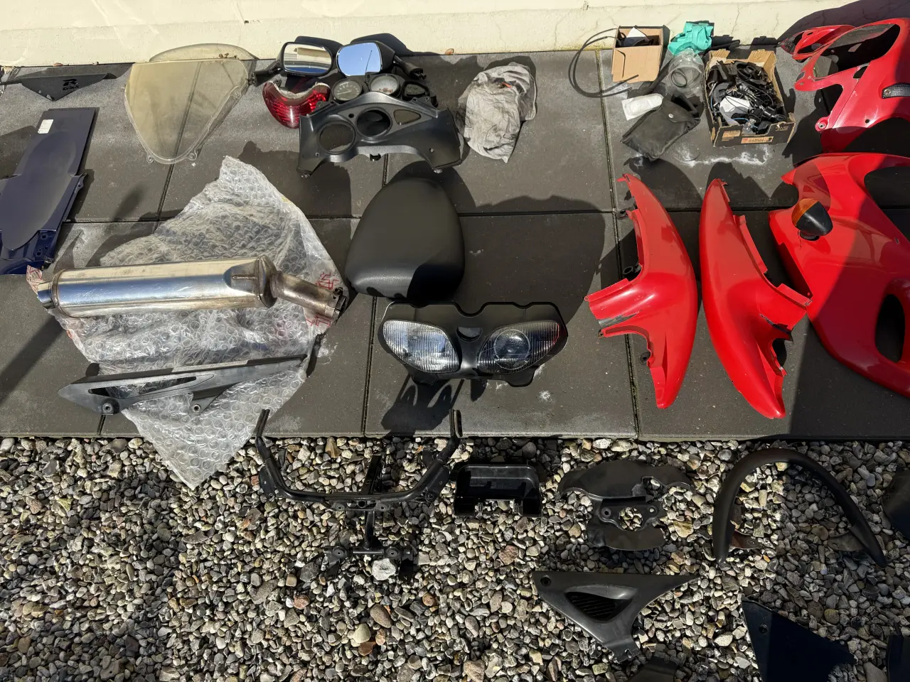 Billede 2 - Dele til Suzuki sv650s og gsxr-1000