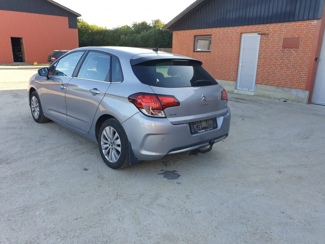 Billede 6 - CITROËN C4 2016 1,6 4-dørs m. bagklap Grøn ejerafg