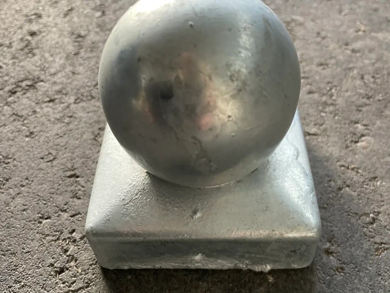 Billede 1 - Stolpetoppe til træ og metal 