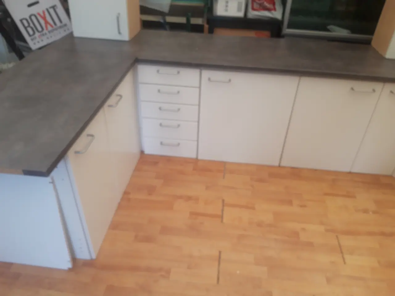 Billede 4 - Ældre hvid køkken sælges