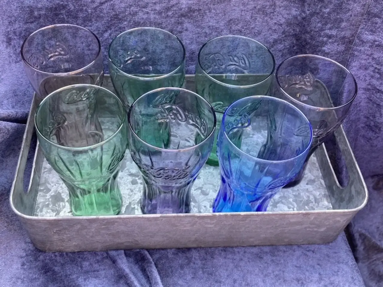 Billede 2 - Coca Cola glas – 7 stk – forskellige farver – sælg
