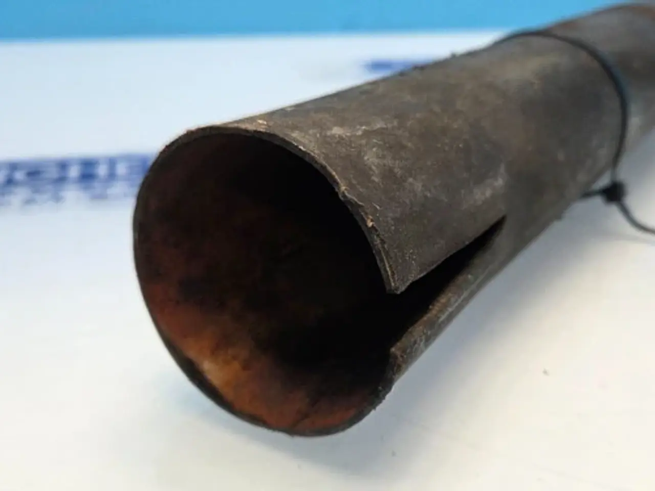 Billede 6 - New Holland LB115B Udstødningsrør 87622674