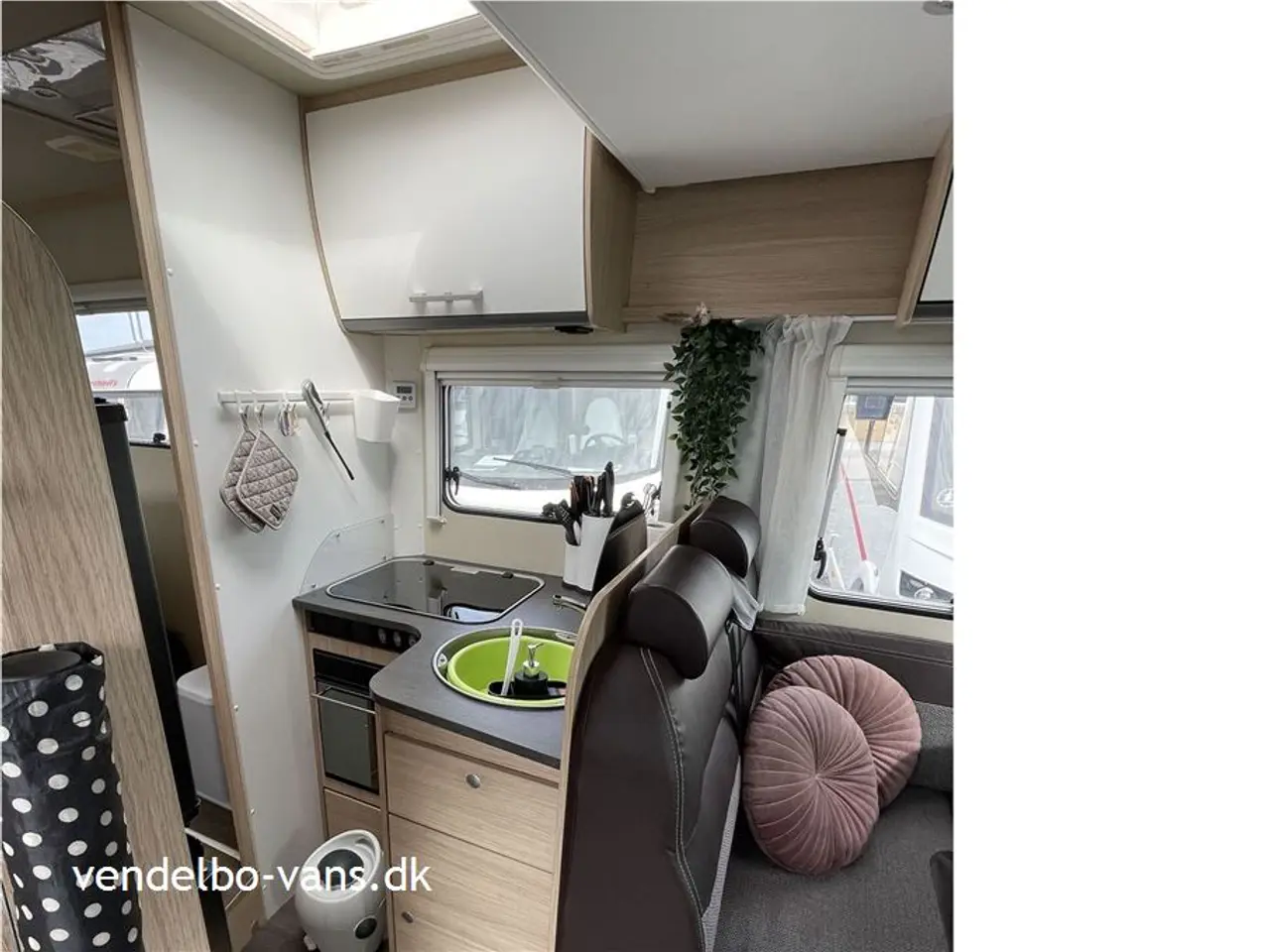 Billede 17 - 2018 - SunLight T 69 L En privat ejer