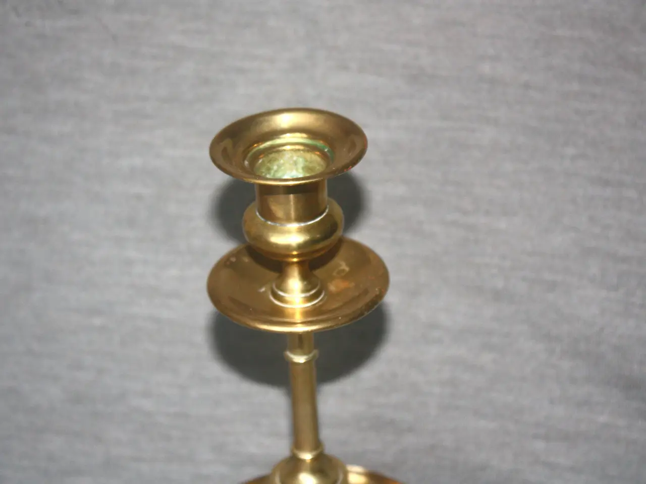 Billede 2 - Lysestage med patina højde 21 cm