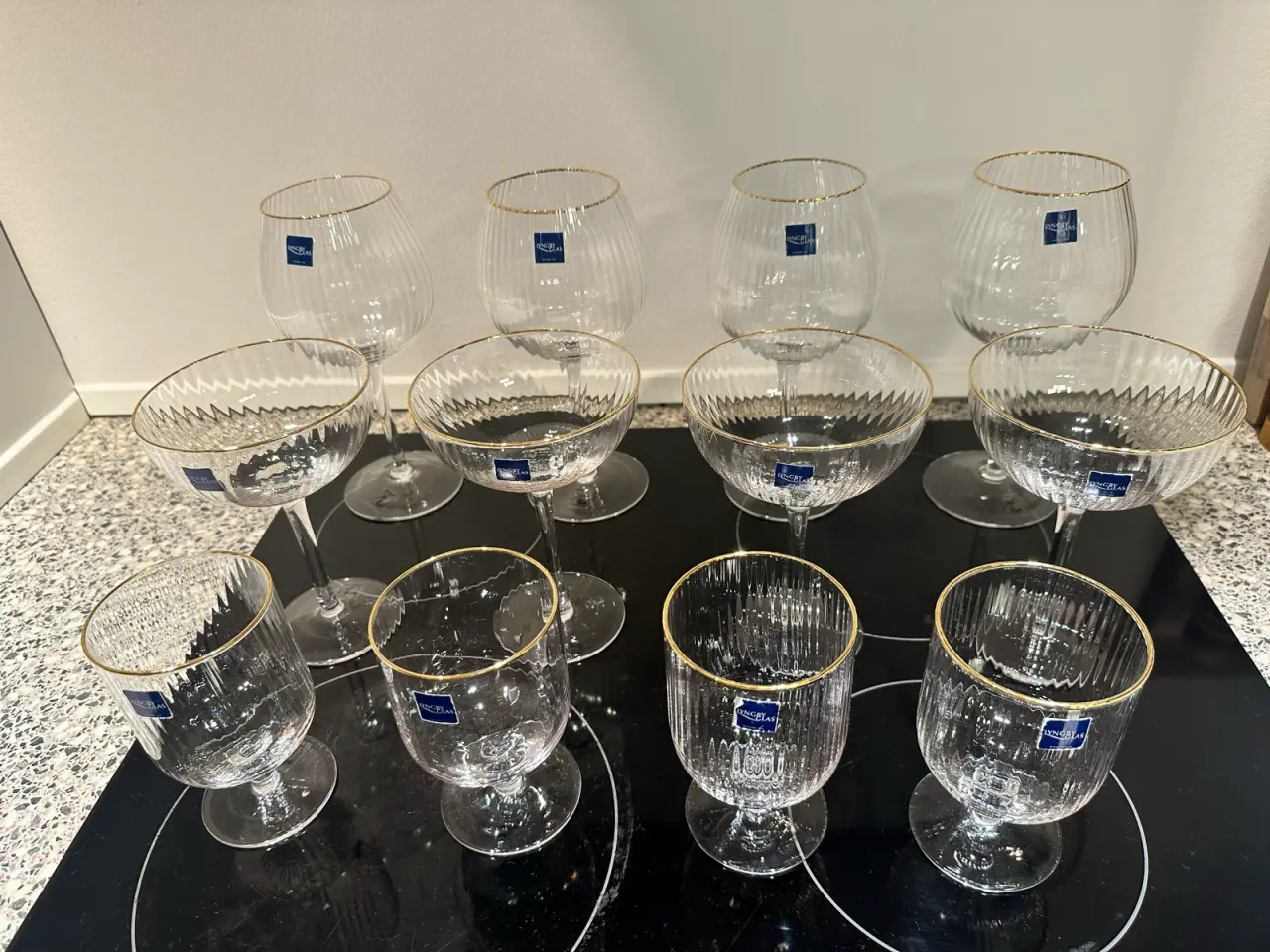 Billede 1 - Lyngby glas med guldkant