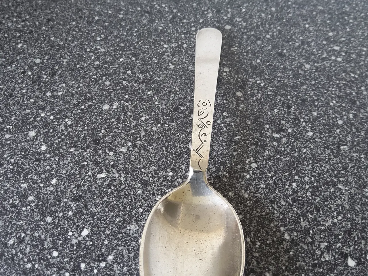 Billede 7 - Spiseske med flot mønster. fra 1933.