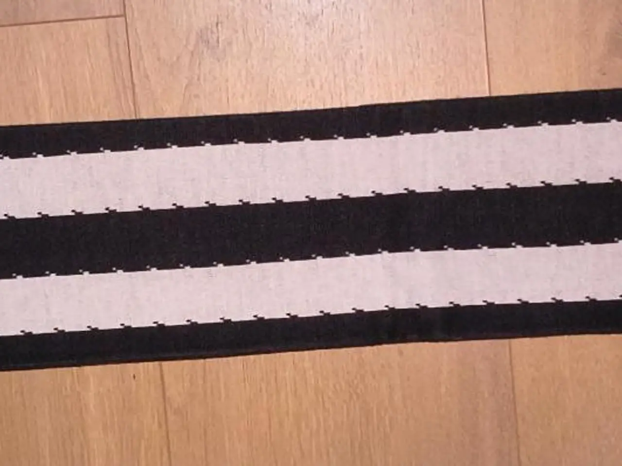 Billede 5 - NYT JUVENTUS F.C. NIKE HALSTØRKLÆDE, 170 CM