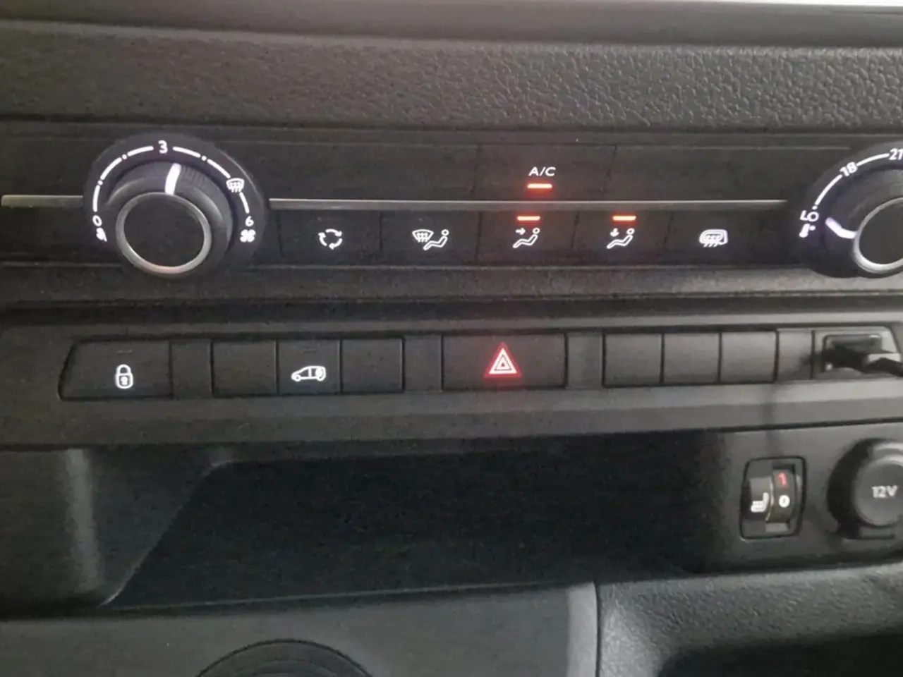 Billede 20 - Peugeot Expert 2,0 BlueHDi 144 L2 Plus EAT8 Van