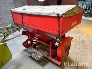 Fronttank Kuhn Venta TF 702
