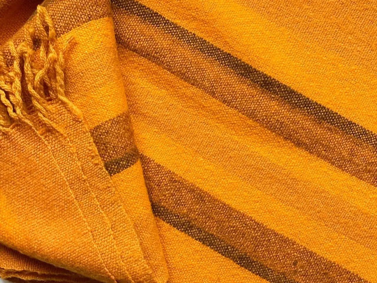Billede 5 - Orange retrotæppe m brune striber, 184 x 130 cm