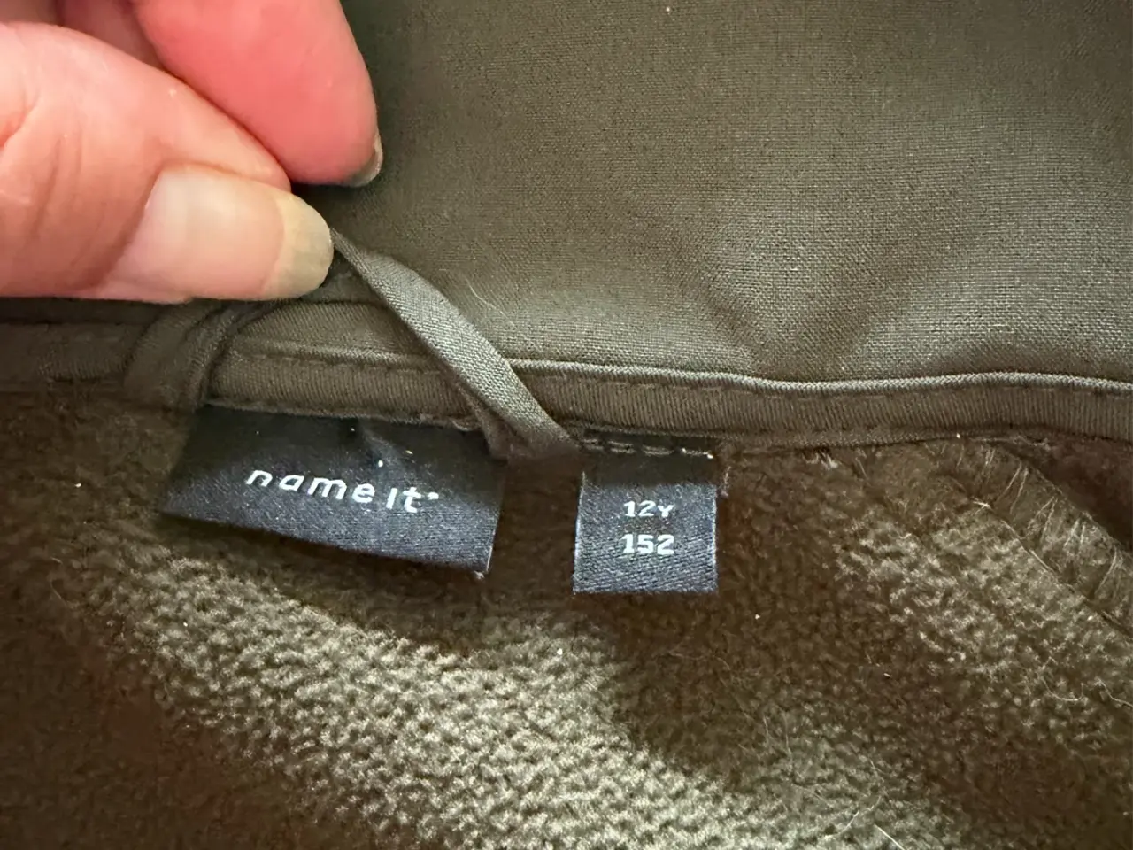 Billede 3 - Softshell jakke str 12 år